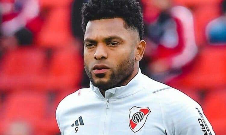 Columbus Crew quiere al colombiano Borja para potenciar su ataque