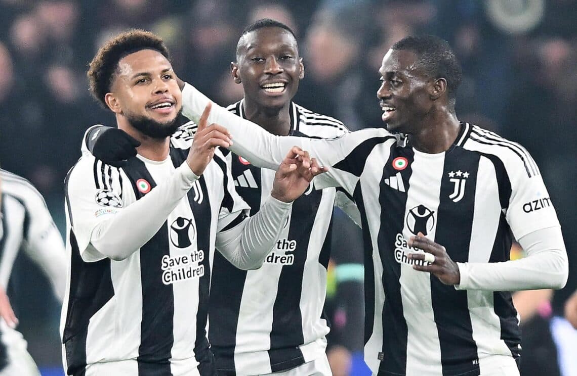 El canadiense David, con la vuelta del colombiano Cabal, la Juve obtiene su primera victoria