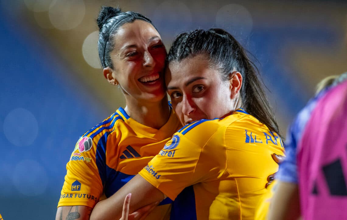 El Tigres UANL vence al Guadalajara con gol y asistencia de la mexicana Ovalle
