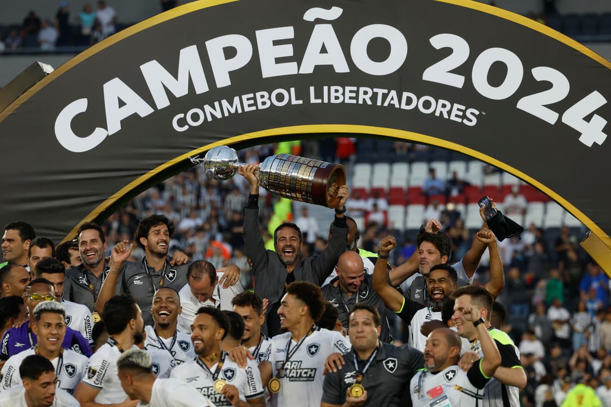 Copa Libertadores: 32 aspirantes luchan por un jugoso botín