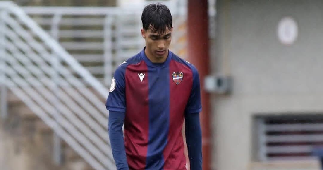 Joven centroamericano, empieza hacerse un nombre en el fútbol español