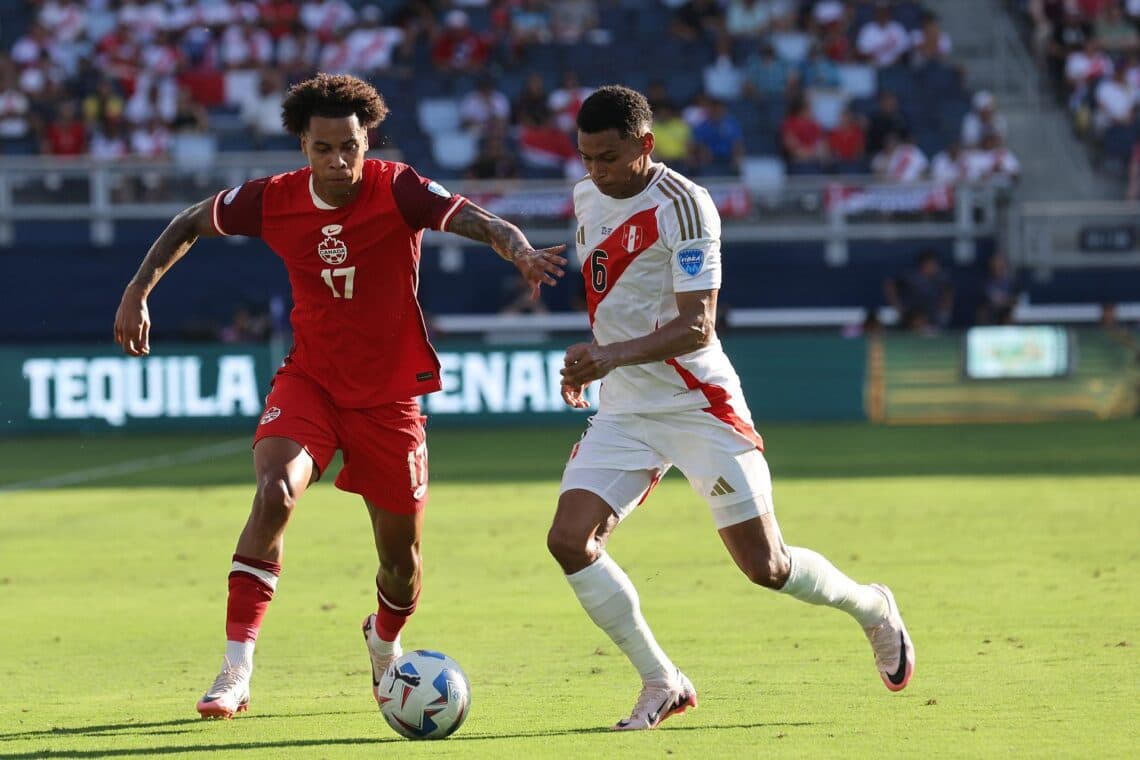 El Copenhague ficha al lateral izquierdo peruano Marcos López