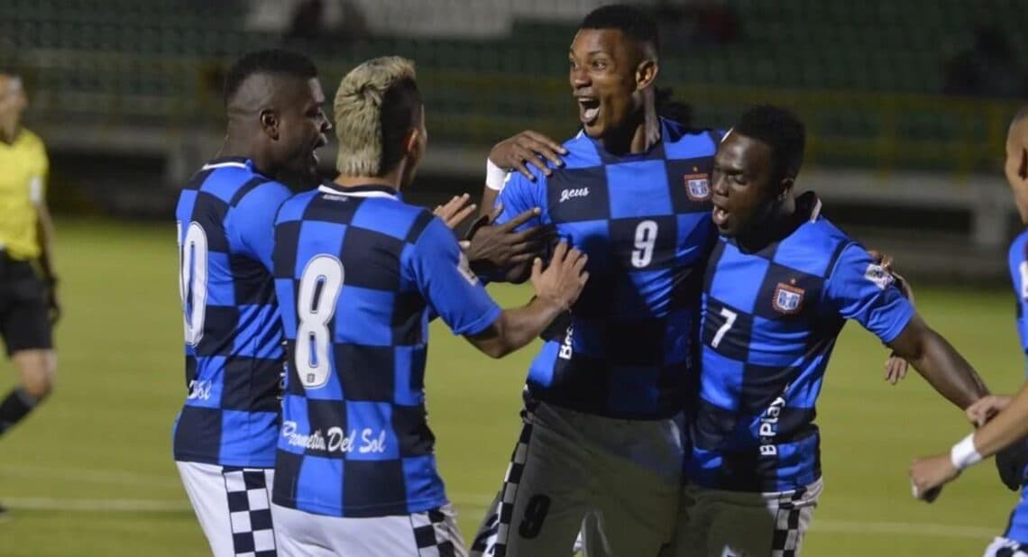 Los centroamericanos que inician el torneo clausura en Colombia