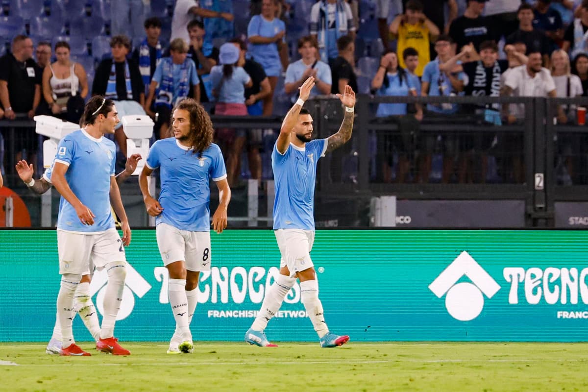Lazio elimina por penales a la Atalanta del brasileño Ederson que se despide con gol