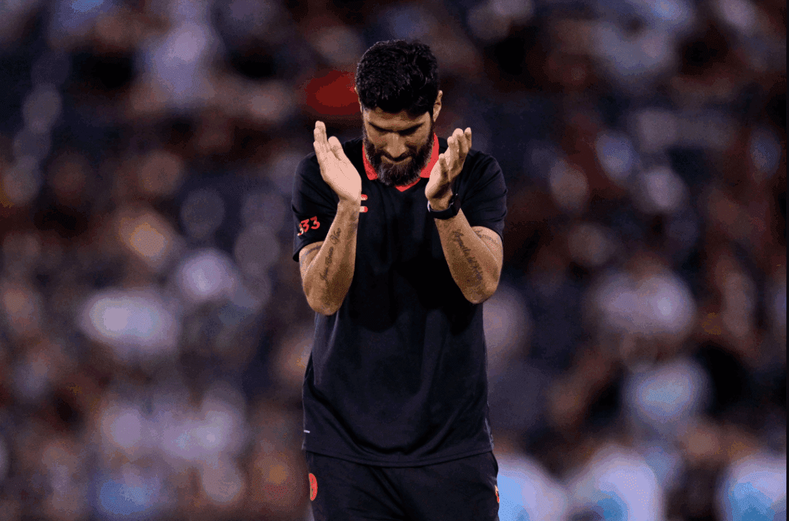 El uruguayo Sebastián Abreu sacrifica a Tijuana por México y el Mundial