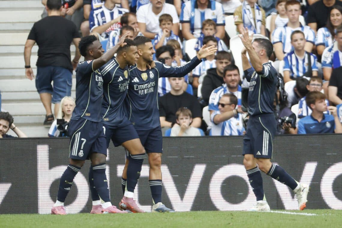 El Real Madrid, con el brasileño Vinicius Jr., resiste y gana en Anoeta