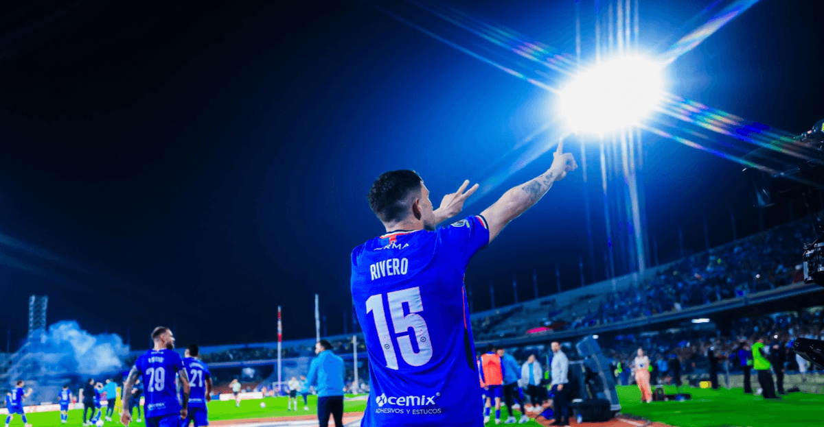 Cruz Azul: garra charrúa, récords y un Clásico Joven para la historia