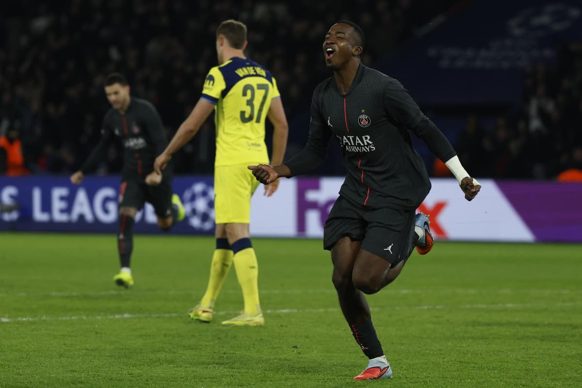 El ecuatoriano William Pacho, el símbolo del nuevo PSG