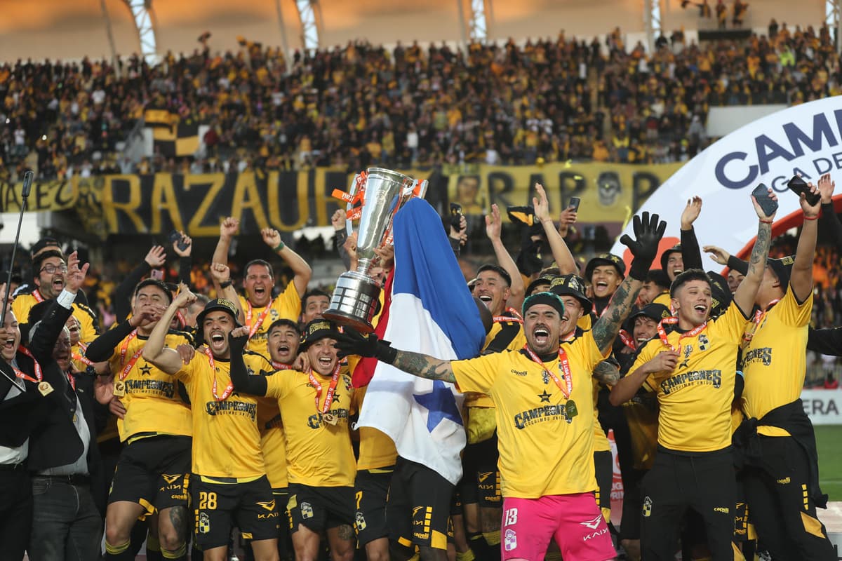 Coquimbo con legión argentina en cancha se proclama campeón de la Supercopa de Chile