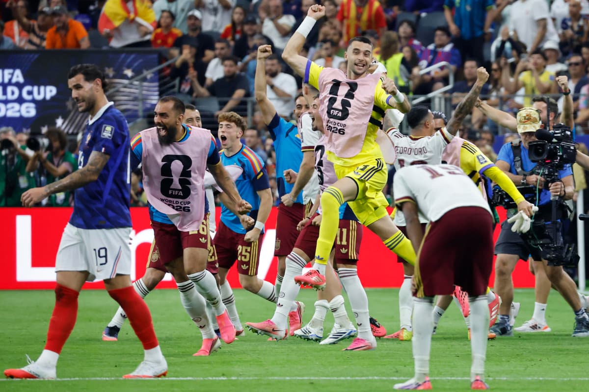 A UN PASO DE LA GLORIA Los españoles Oyarzabal y Porro llevan a España a la final del Mundial 2026
