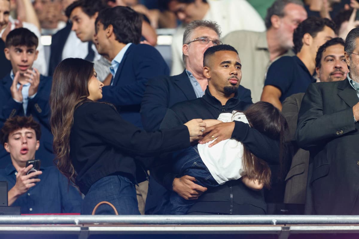 Gabriel Jesus presencia el Barça-Rayo antes de firmar como azulgrana este martes