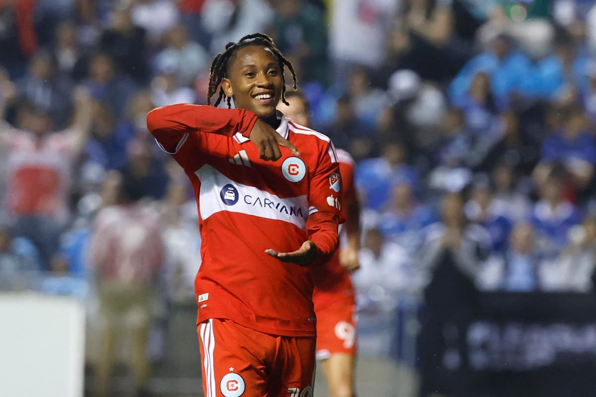 2-1. El Fire elimina a Cruz Azul y se cita con Monterrey en cuartos