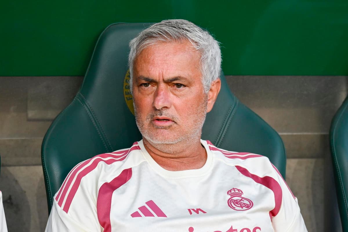 Jose Mourinho: «Los pequeños errores que se acumulan en estos partidos son buenos para mí»