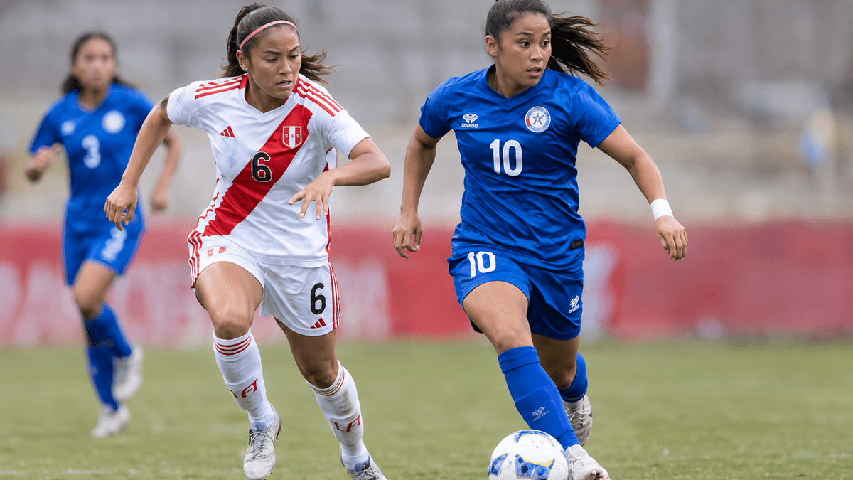 Selecciones femeninas de Perú y Filipinas durante el amistoso disputado en Chincha, donde el combinado visitante ganó por 0-2.