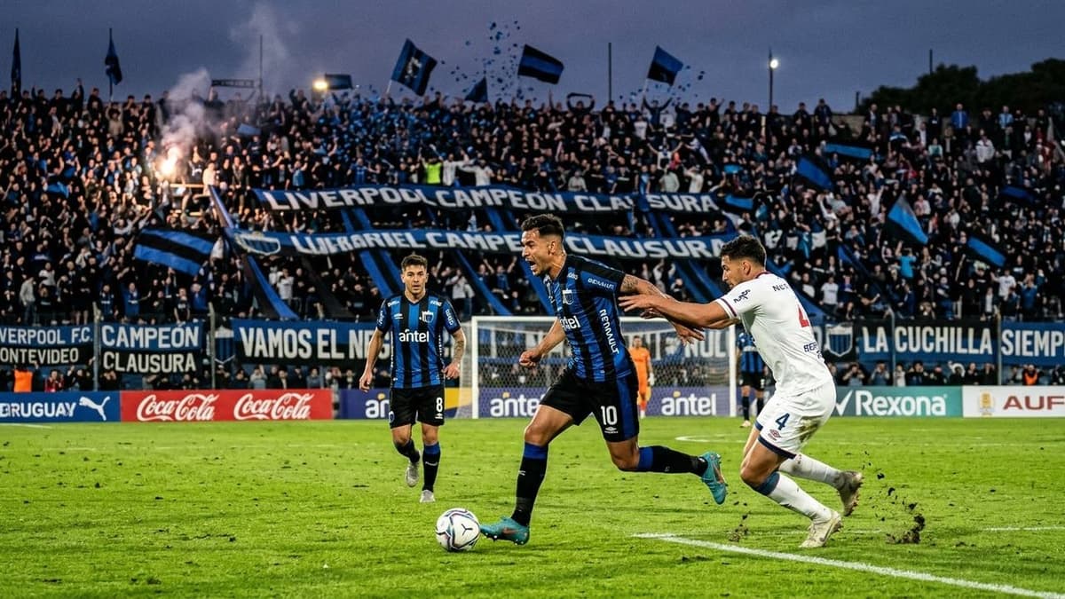 Liverpool líder del Clausura busca prolongar su buen momento en el fútbol uruguayo y acercarse al título nacional.