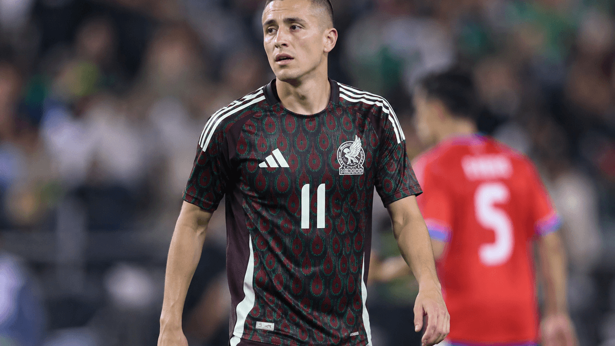 ¡FRUSTRACIÓN! El mexicano Alvarado admite el malestar de México tras cuatro partidos