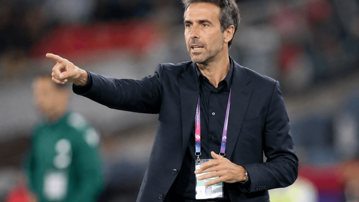 El francés Eric Blahic durante su primera concentración al frente de la selección femenina de Marruecos.