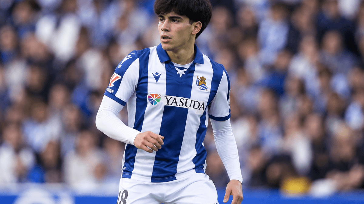 Jon Mikel Aramburu durante un partido con la Real Sociedad