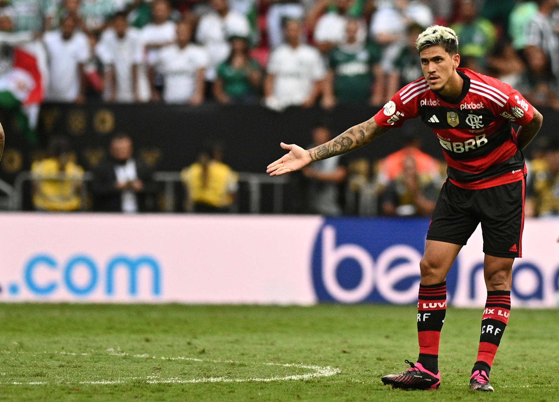 Pedro de Flamengo celebra un gol, en una fotografía de archivo. EFE/ Andre Borges