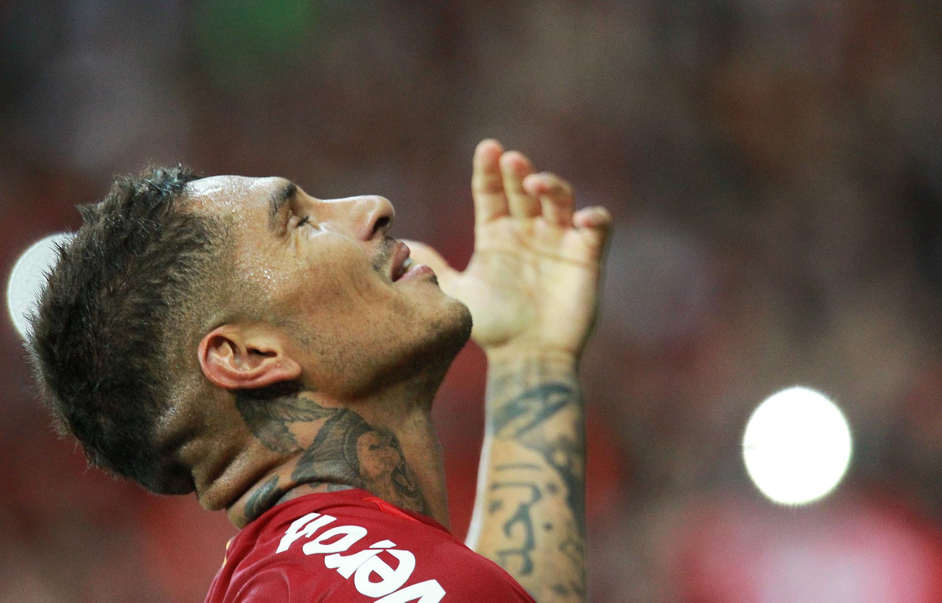 El delantero peruano Paolo Guerrero, en una fotografía de archivo. EFE/Juan Salazar