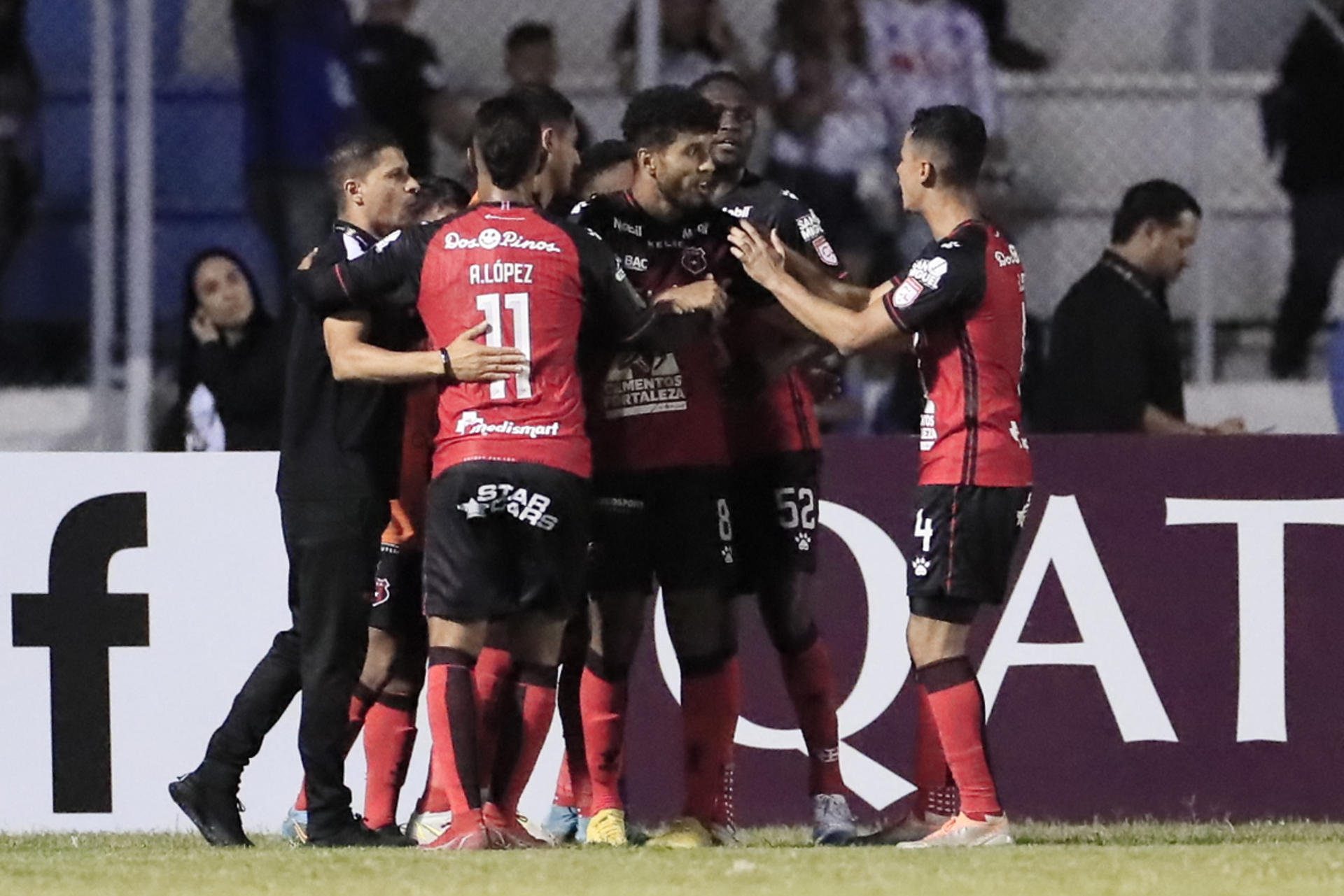 alt 1-3. Alajuelense pone un pie en las semifinales de Copa Centroamericana