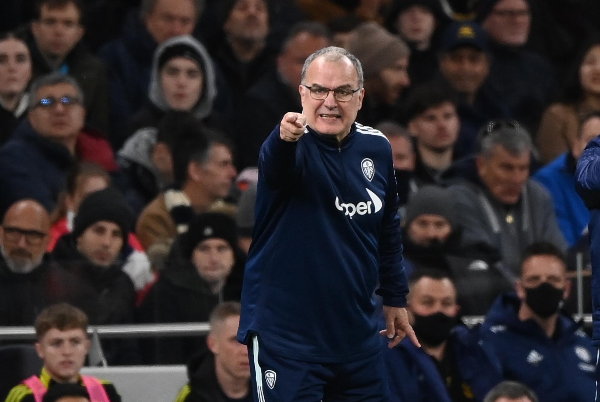 Foto de archivo del entrenador argentino Marcelo Bielsa. EFE/EPA/FACUNDO ARRIZABALAGA