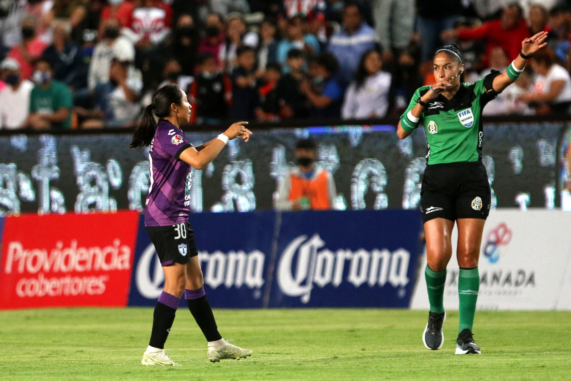 alt La sudafricana Cesane le da el triunfo al Mazatlán en la liga femenina de México