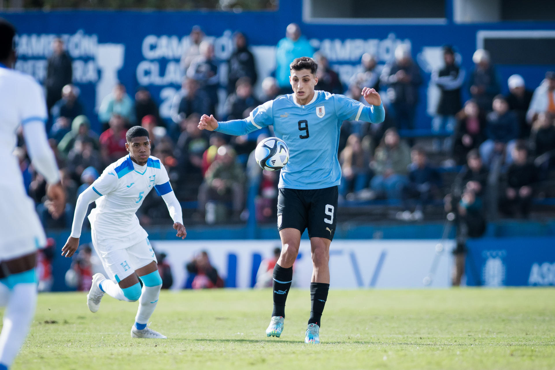 De La Plata al cielo: Uruguay campeón mundial sub-20 de fútbol