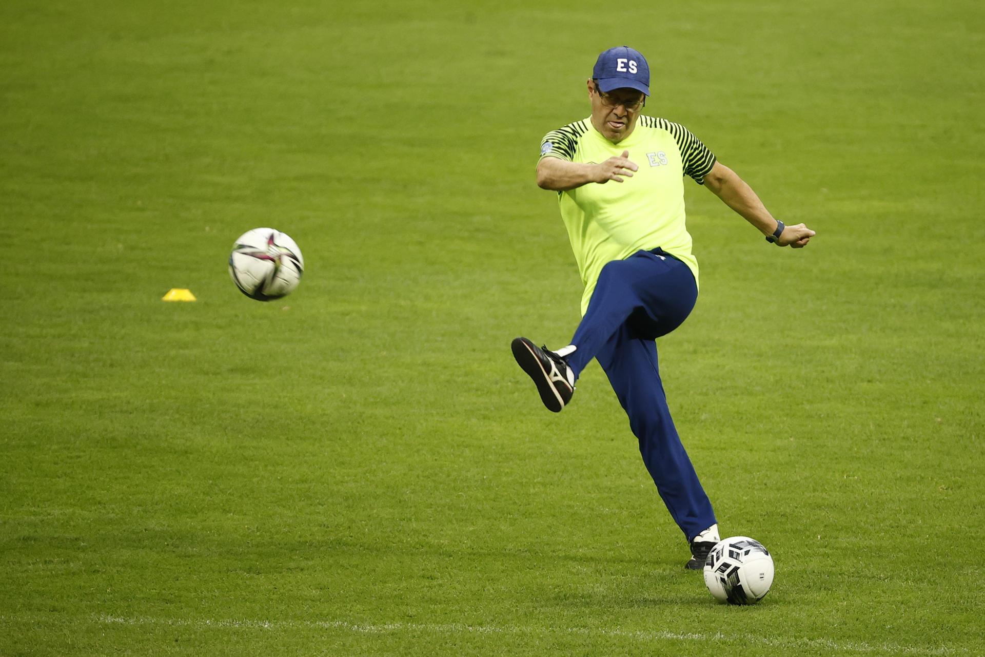 El español David Dóñiga y su Sporting pinchan, y el CAI pasa a la final del  fútbol en Panamá