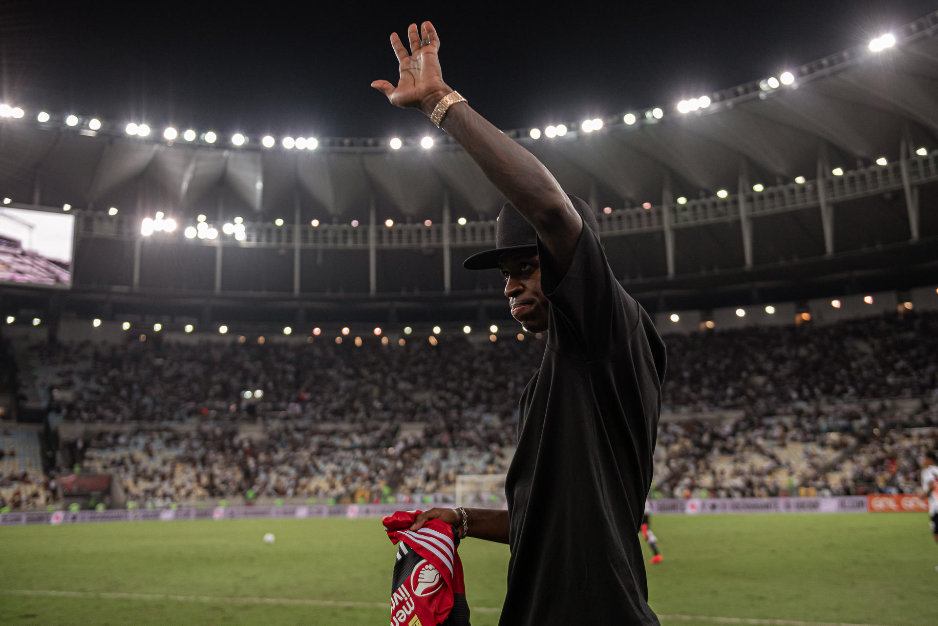 Fotografía cedida por el Flamengo del jugador de Real Madrid Vinícius Jr. durante un partido entre Flamengo y Vasco da Gama, en el estadio Maracaná, en Río de Janeiro (Brasil). EFE/Paula Reis/Flamengo