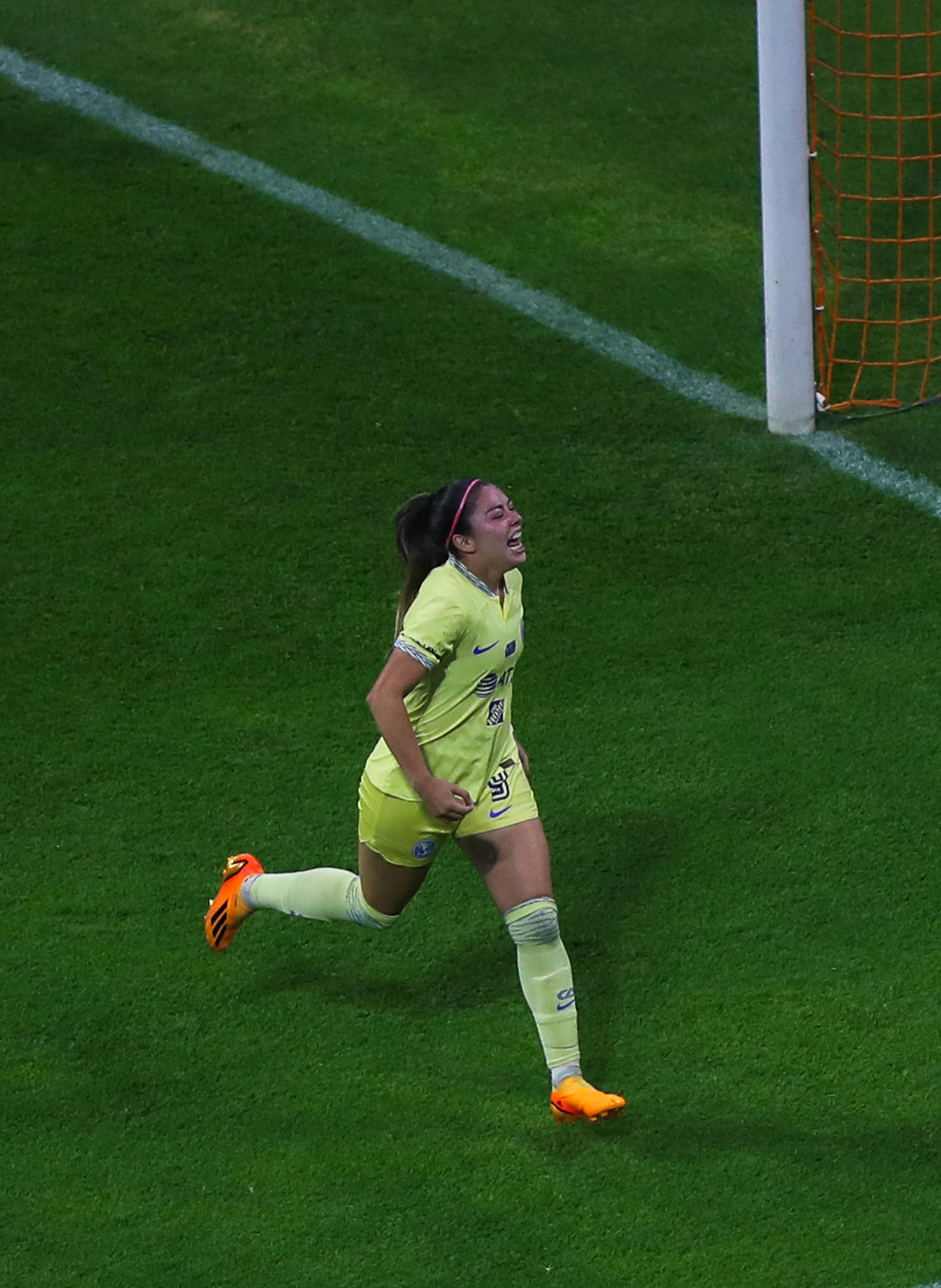Fotografía de archivo de Katty Martínez del América celebrando un gol.EFE/ Isaac Esquivel