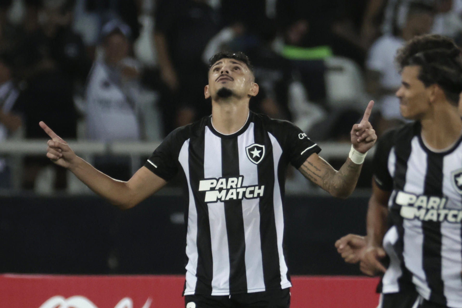 alt El líder Botafogo tras una nueva victoria para aprovechar reveses de sus rivales en Brasil