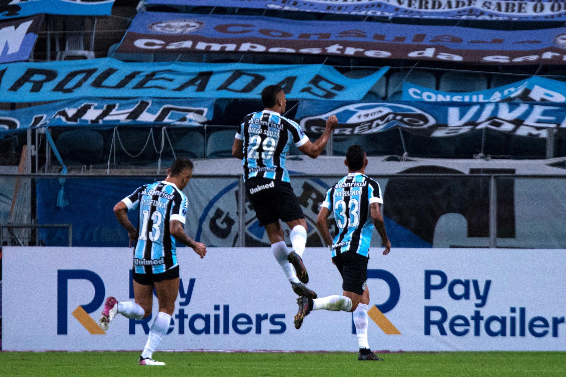alt Gremio empata en Fortaleza con gol del uruguayo Luis Suárez y asciende al segundo lugar en Brasil