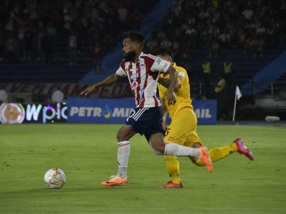 alt Uruguay, Argentina y Brasil con un pie afuera de las finales en Colombia