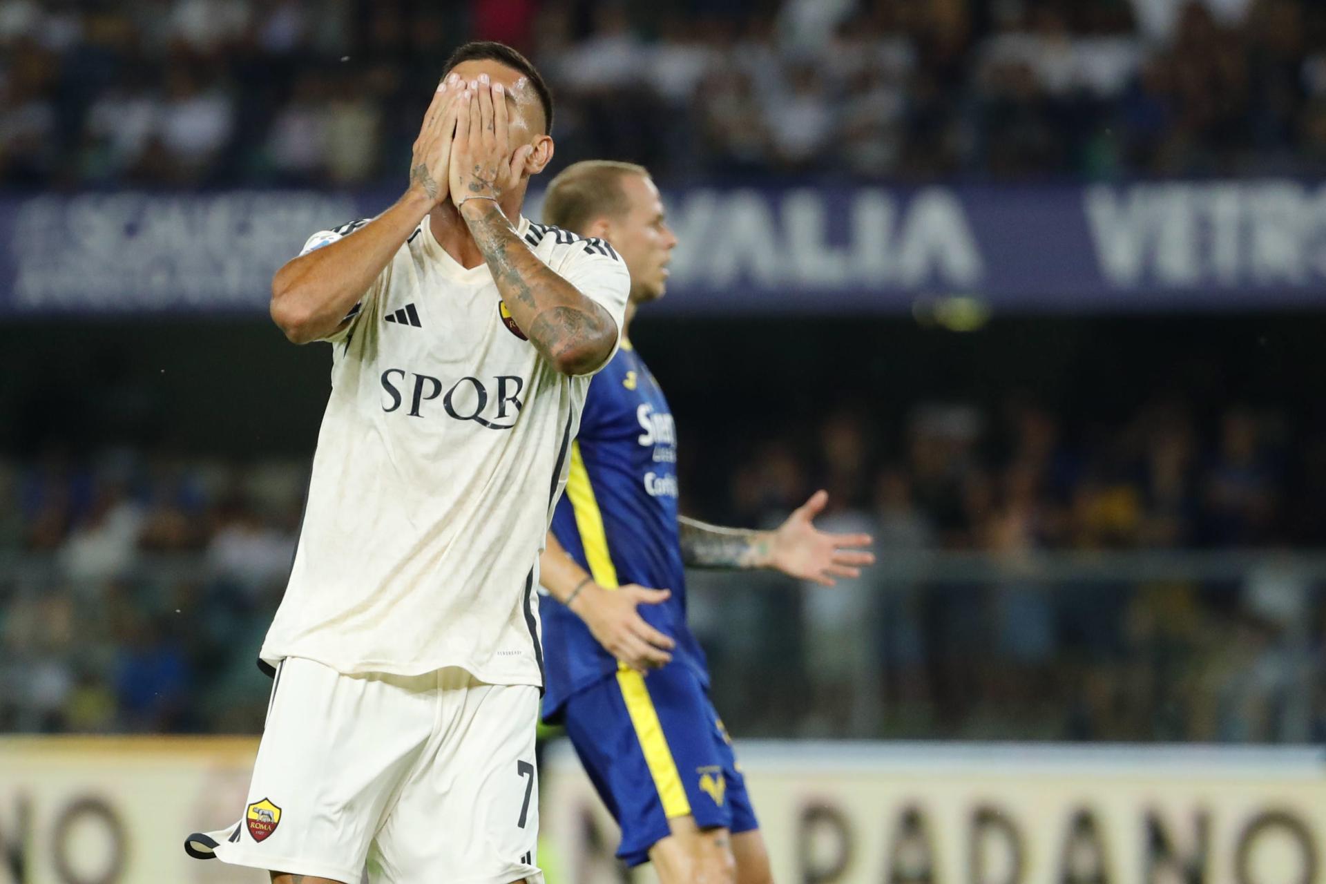 alt 2-1. El Verona golpea al Roma del argentino Dybala