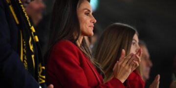 alt La reina Letizia dice es emocionante alentar a La Roja en la final del Mundial