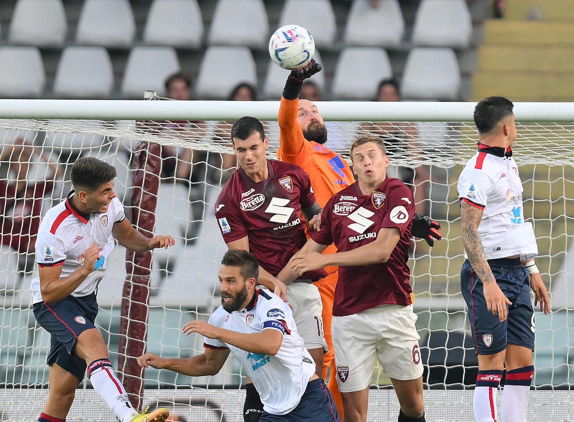 alt 0-0. El Cagliari vuelve a la Serie A con un empate ante el Torino
