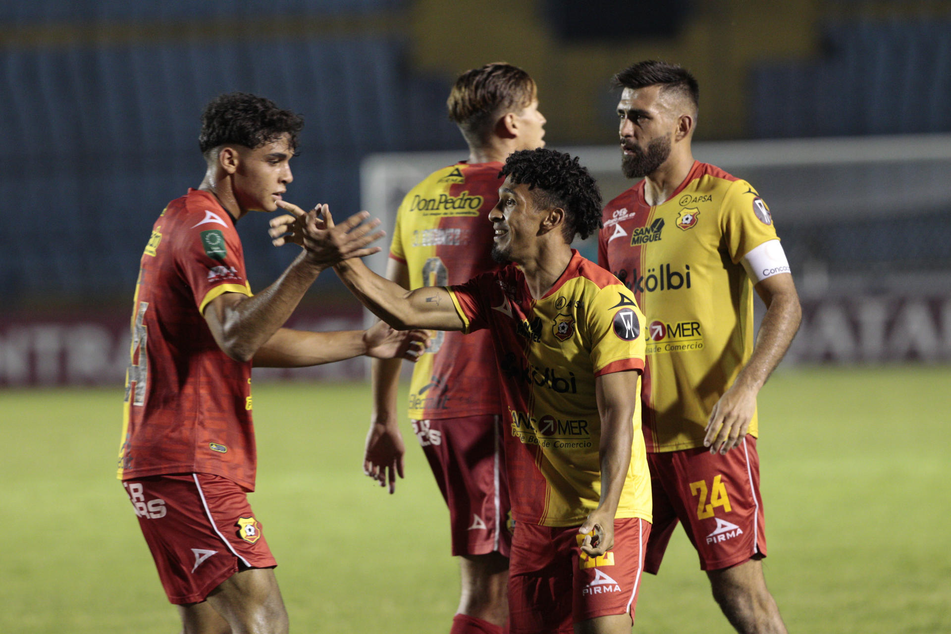 alt 1-2. Herediano avanza como líder del grupo C de la Copa Centroamericana, tras superar a Comunicaciones