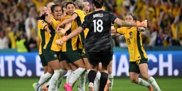 alt 0-0. (7-6) Australia pasa a semifinales y elimina a Francia con una tanda de diez penaltis