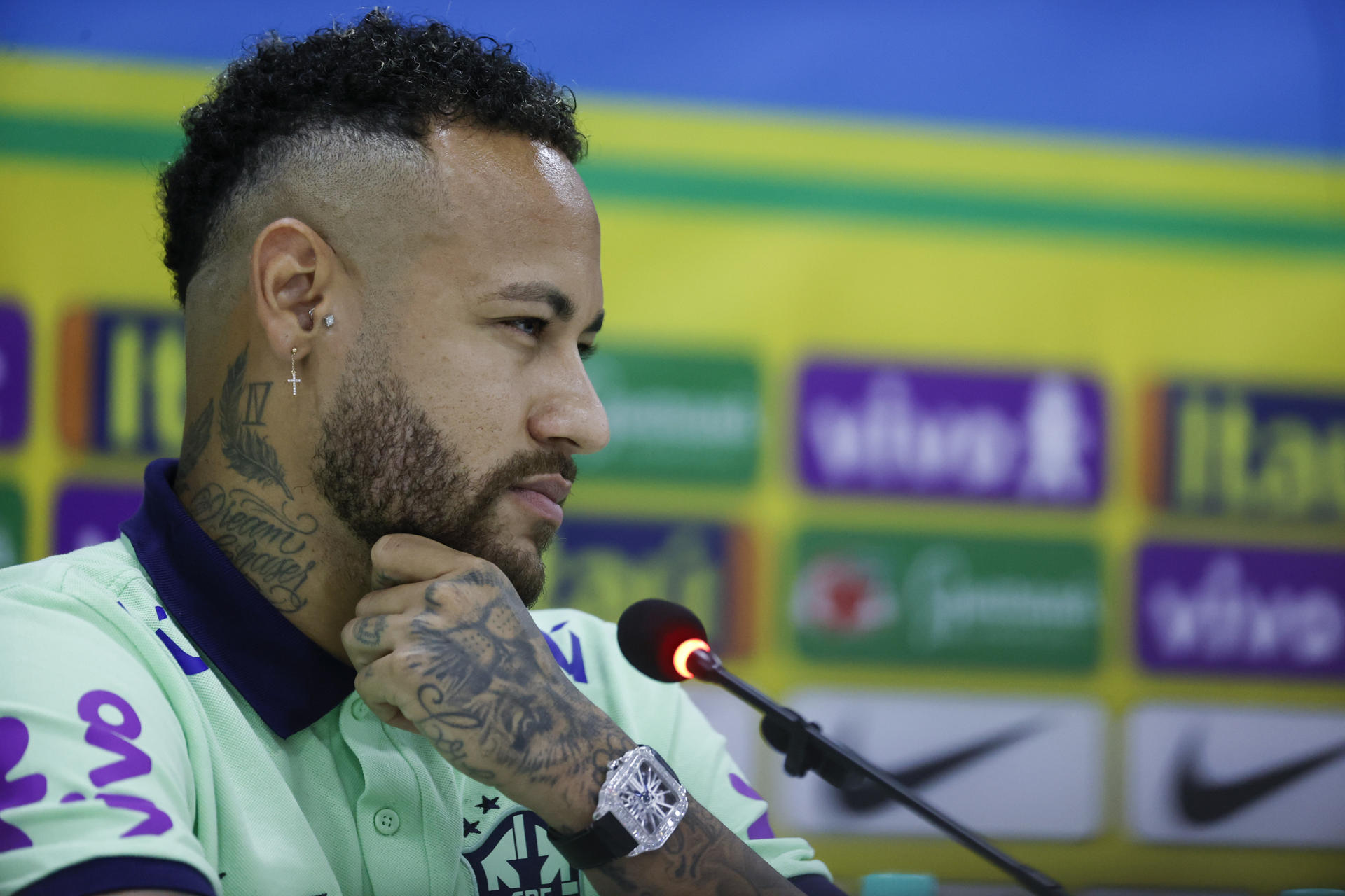 alt Brasileño Neymar debuta en Arabia; el Al Hilal, golea y lidera