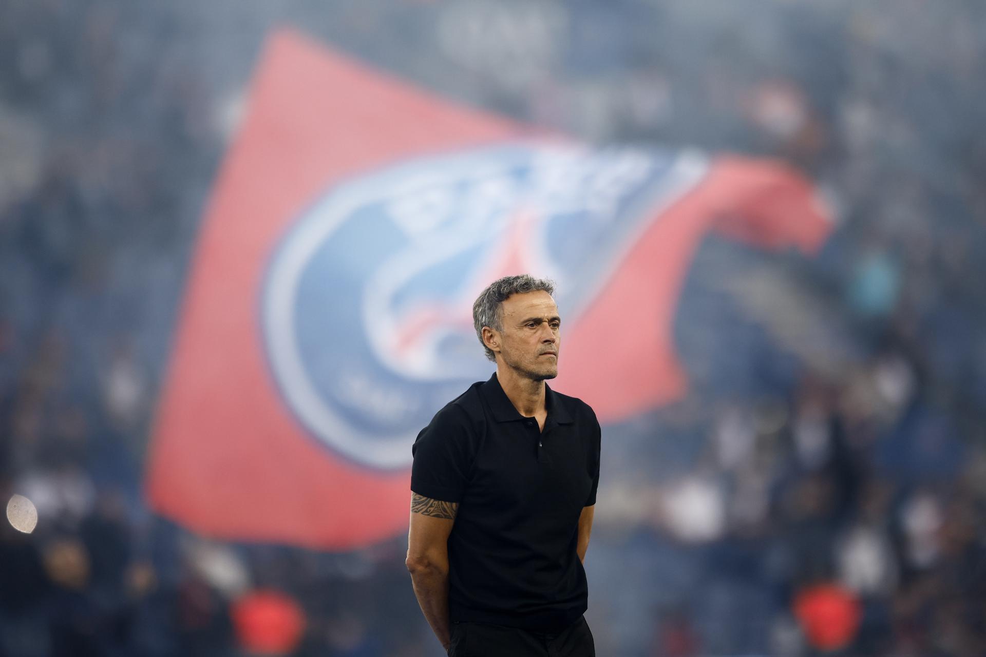 alt Español Luis Enrique considera "excepcional" el mercado del PSG, con 2 jugadores en cada posición