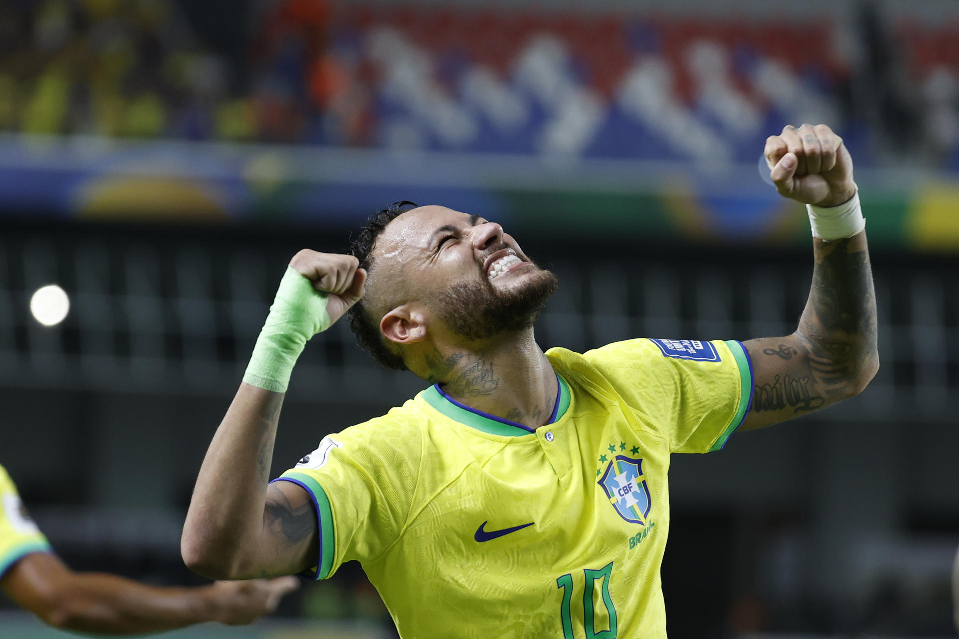 alt Brasileño Neymar arremete contra aquellos que propagan "el odio" en Internet