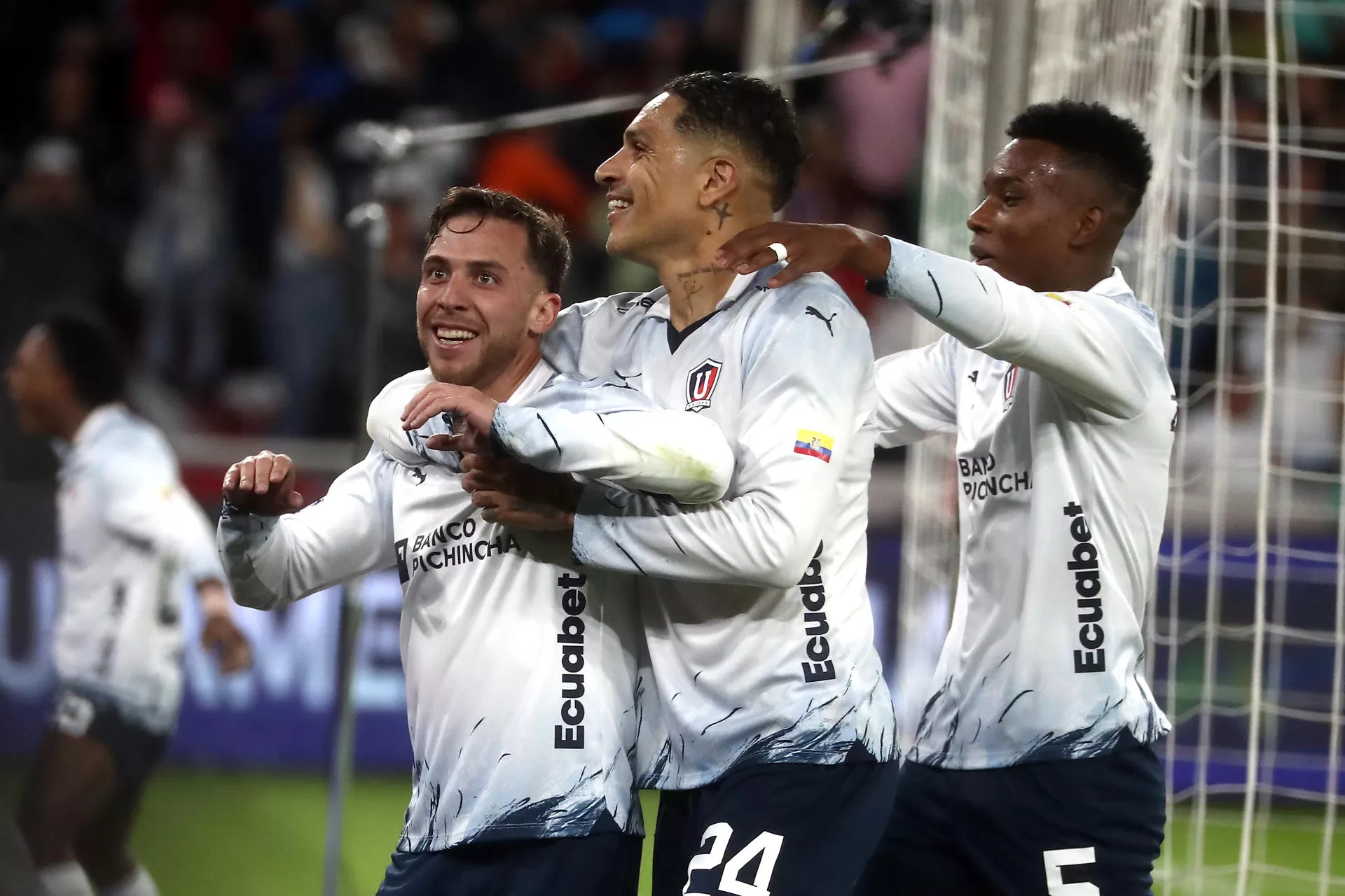 alt Peruano Paolo Guerrero vuelve a anotar y Liga de Quito queda a un paso de una nueva final