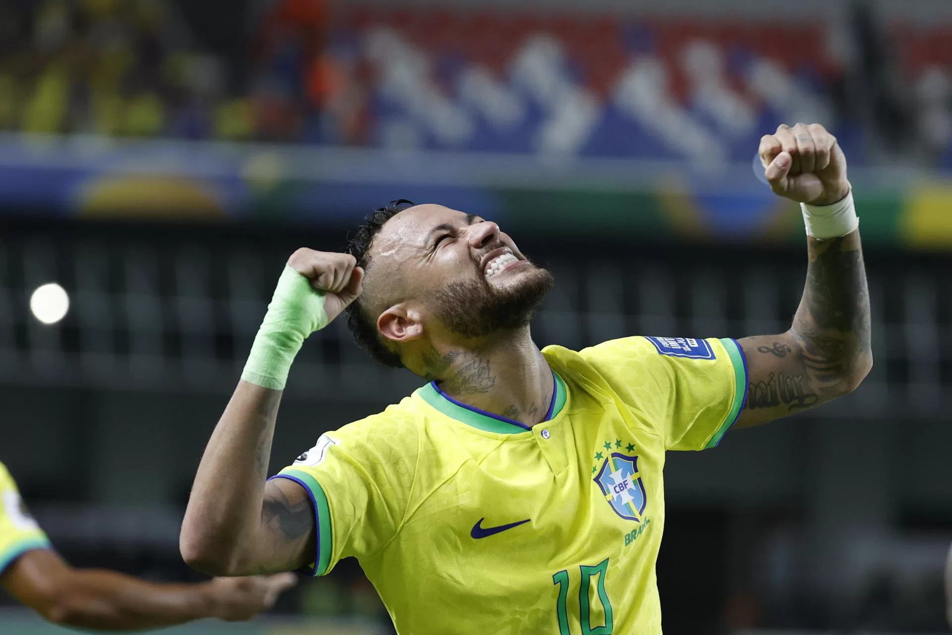 alt Neymar, denunciado en Francia por exempleada del hogar brasileña por no darla de alta