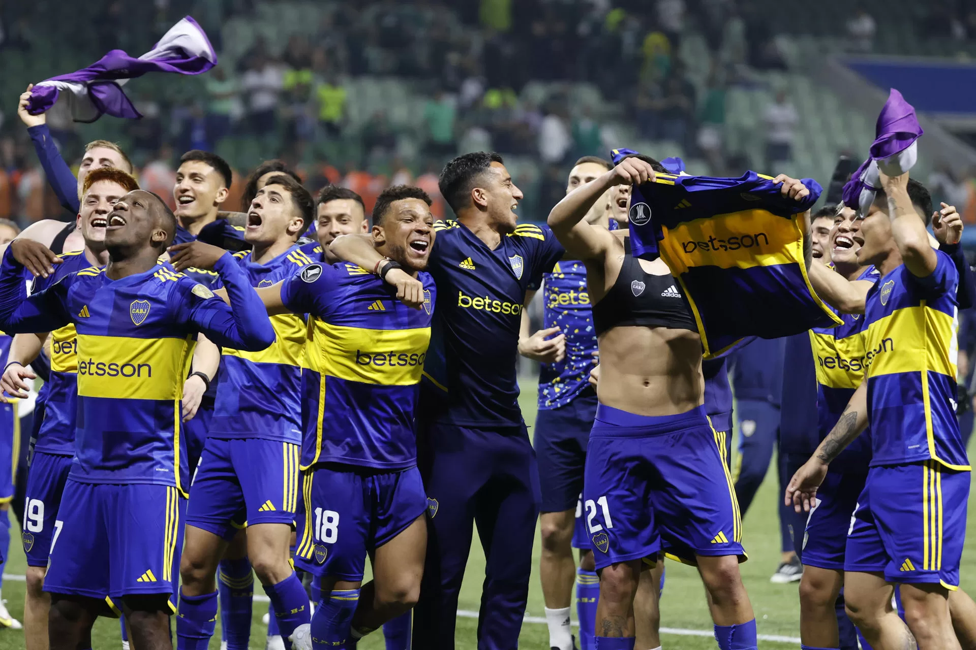 alt Boca cae ante Racing y sufre dos lesiones poco antes de la final de la Libertadores
