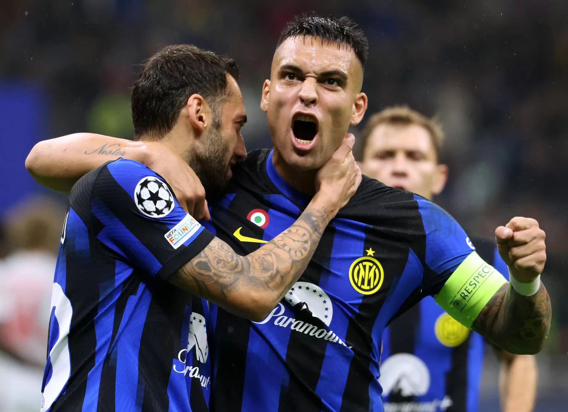 alt Lautaro alza su primer título como capitán del Inter e iguala a Vieri con 123 goles