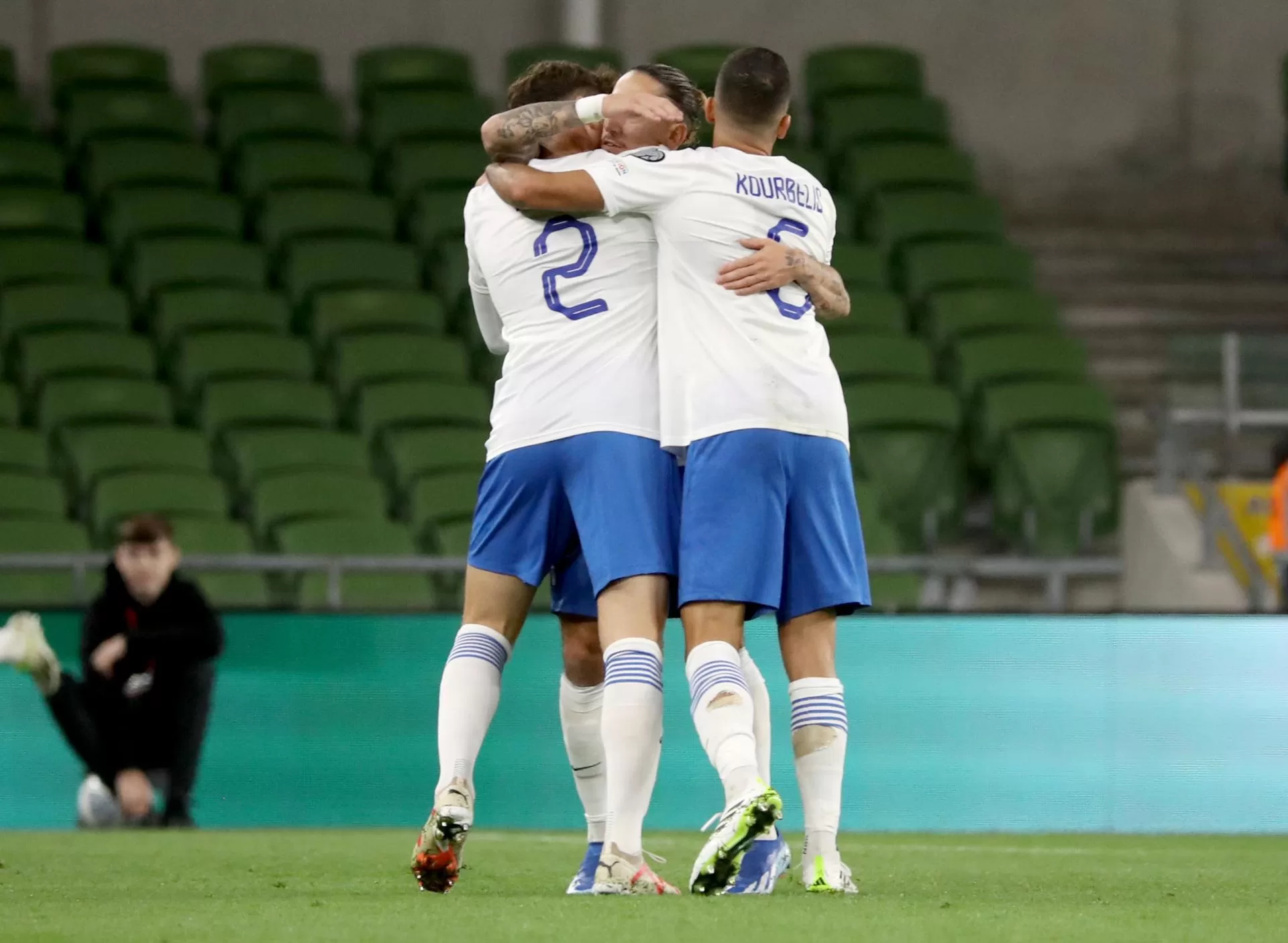 alt 5-0. Grecia somete a Kazajistán y se cita con Georgia en la final