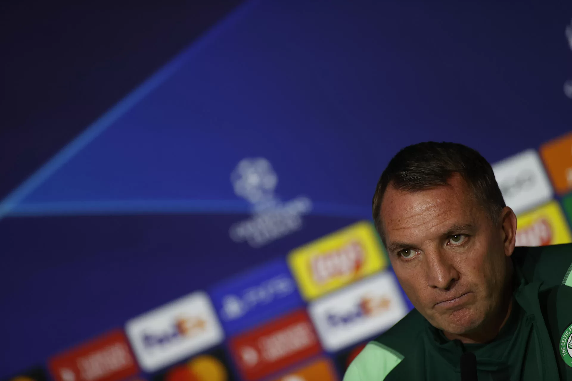 alt Brendan Rodgers: "Es importante no esperar al Atlético atrás"