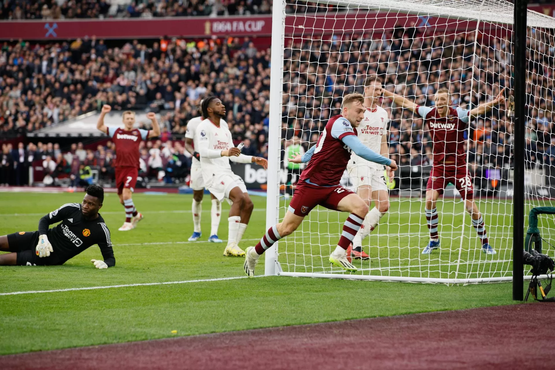 alt 2-0. El West Ham aviva la crisis del United