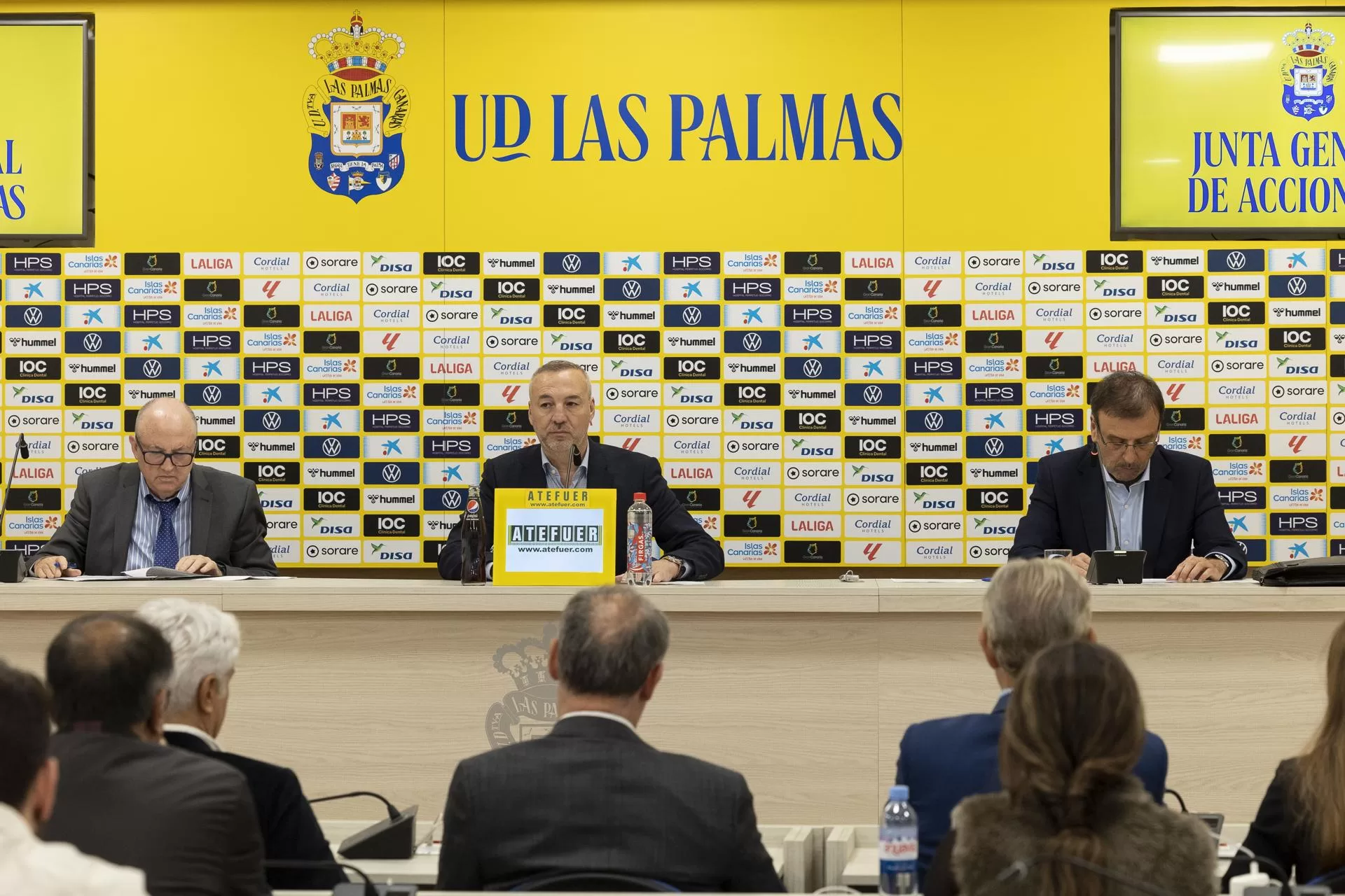 alt La UD Las Palmas aprueba un presupuesto de 72,5 millones y unas pérdidas de 9,5 millones